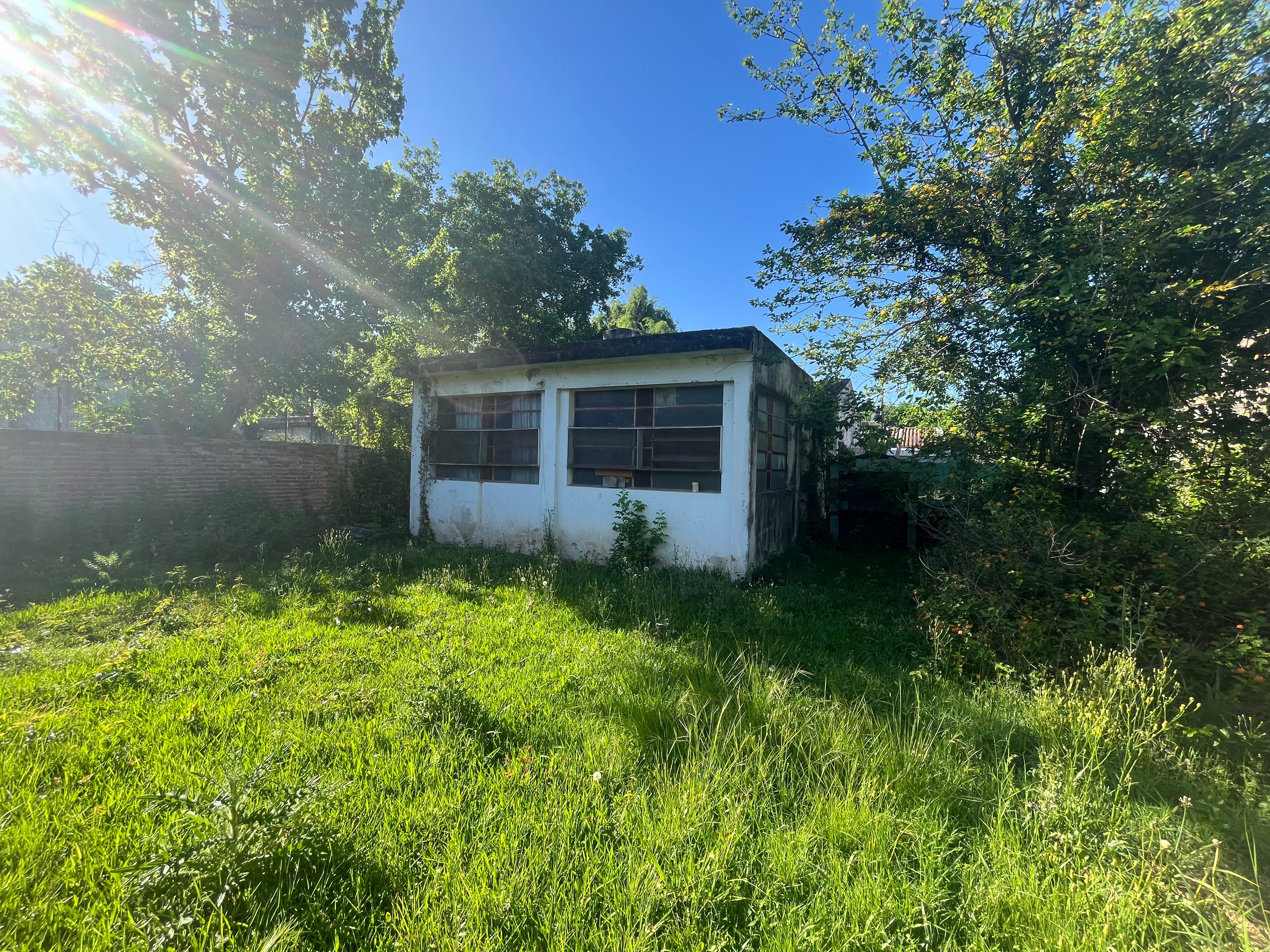 Lote en Juan Jose Paso 8100 - Fisherton